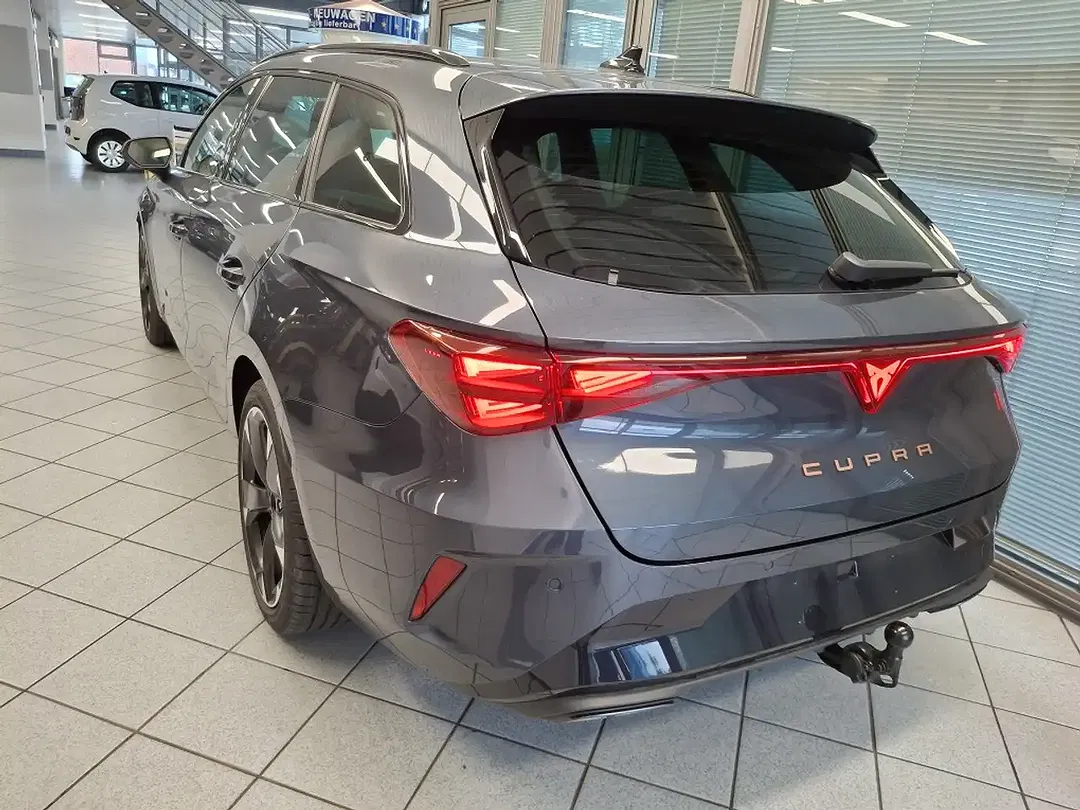 CUPRA Leon - Thumbnail 9
