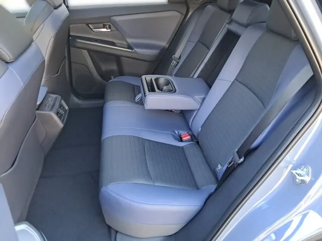 Subaru Solterra - Thumbnail 10