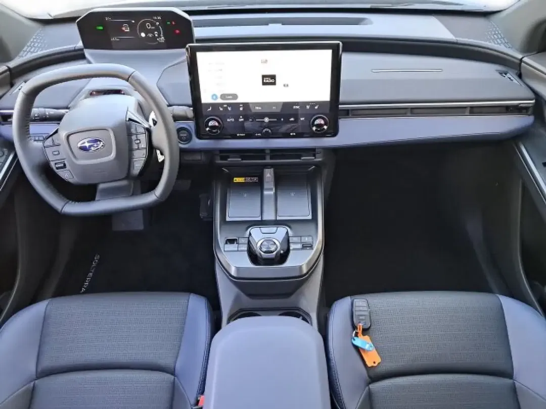Subaru Solterra - Thumbnail 11