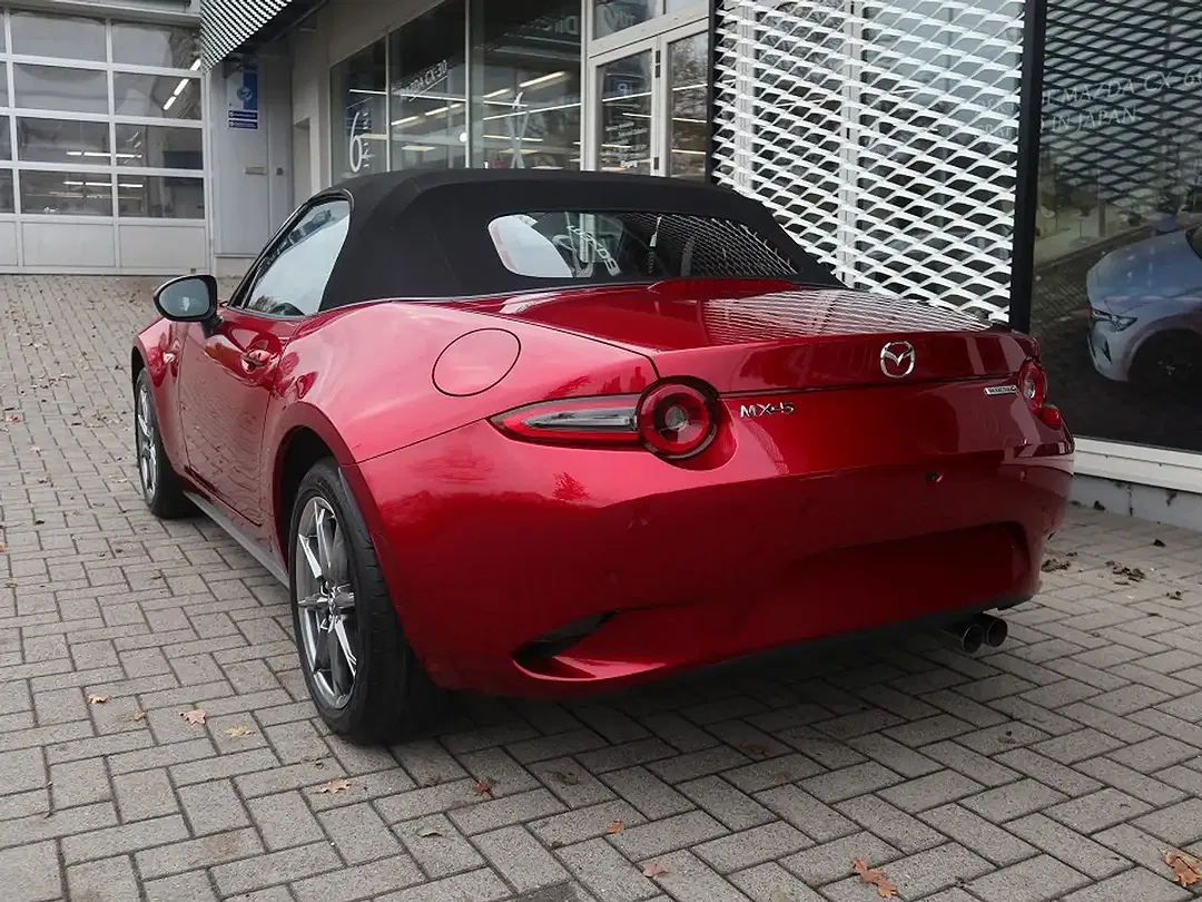 Mazda MX-5 - Thumbnail 4