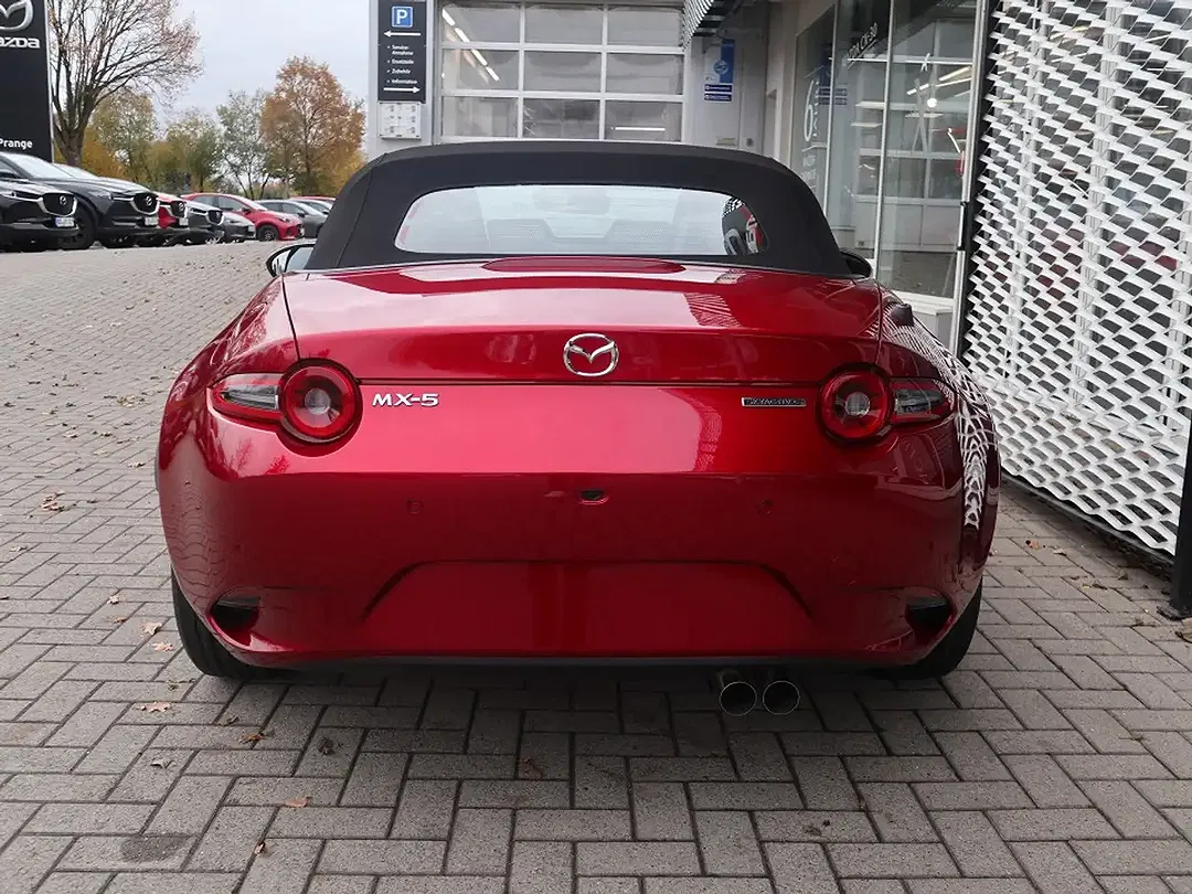 Mazda MX-5 - Thumbnail 5