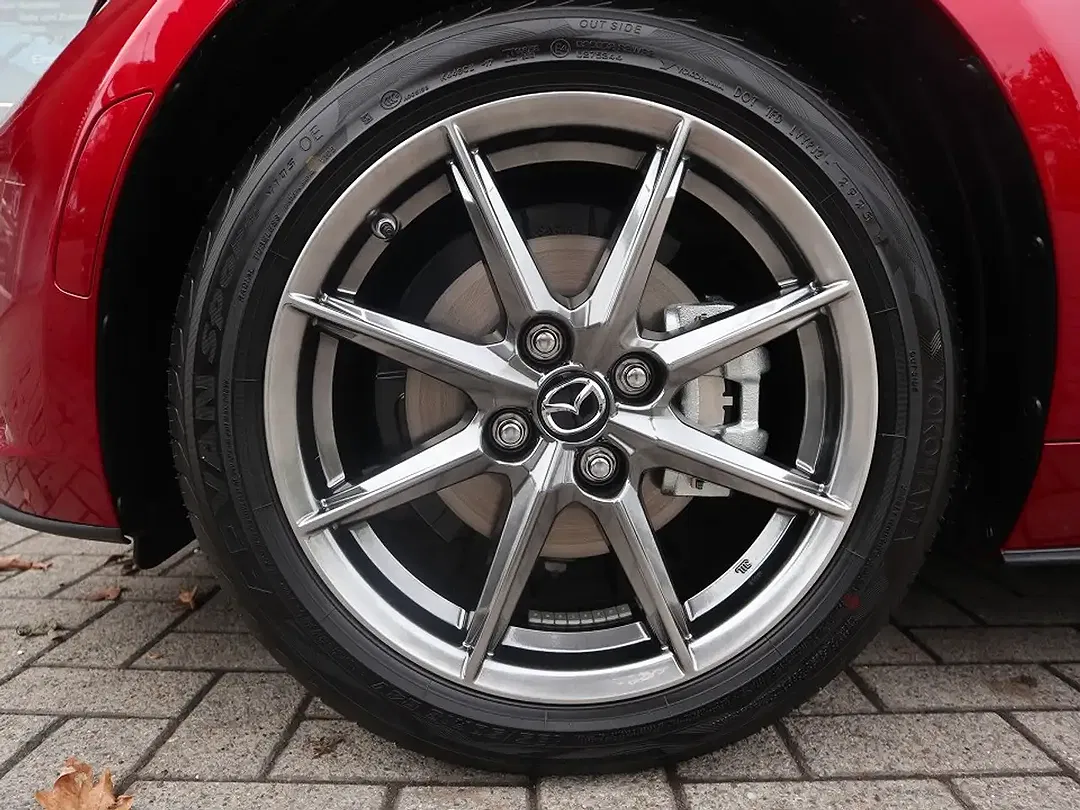 Mazda MX-5 - Thumbnail 9