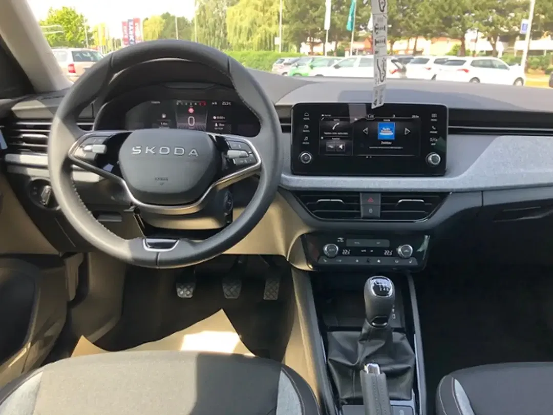 Skoda Scala - Thumbnail 10