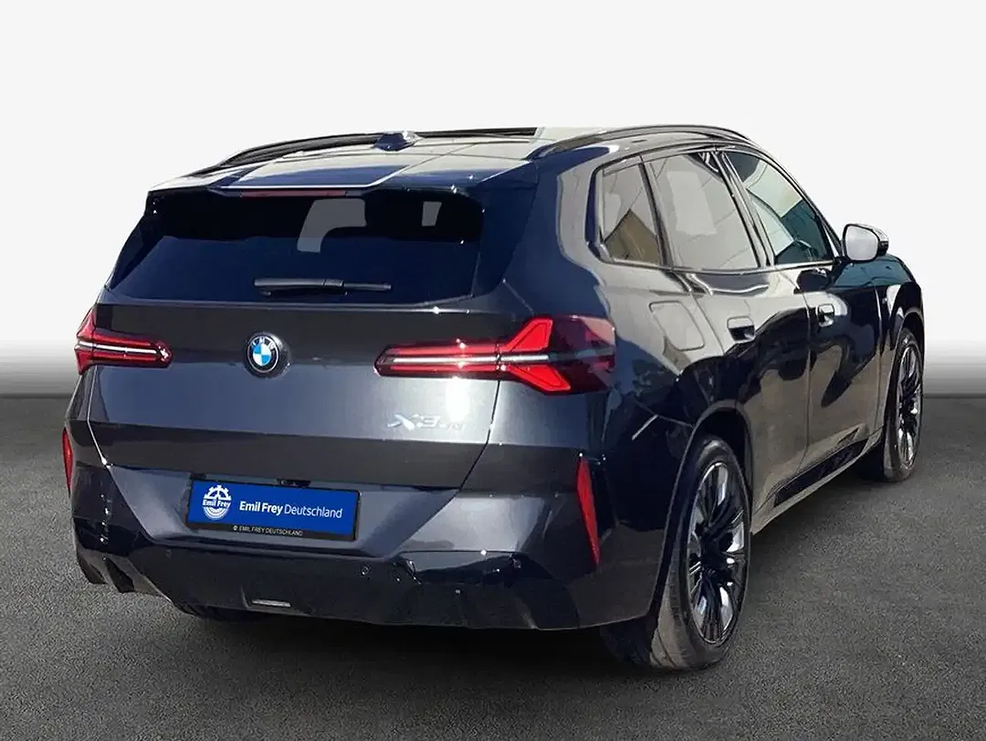BMW X3 - Thumbnail 2