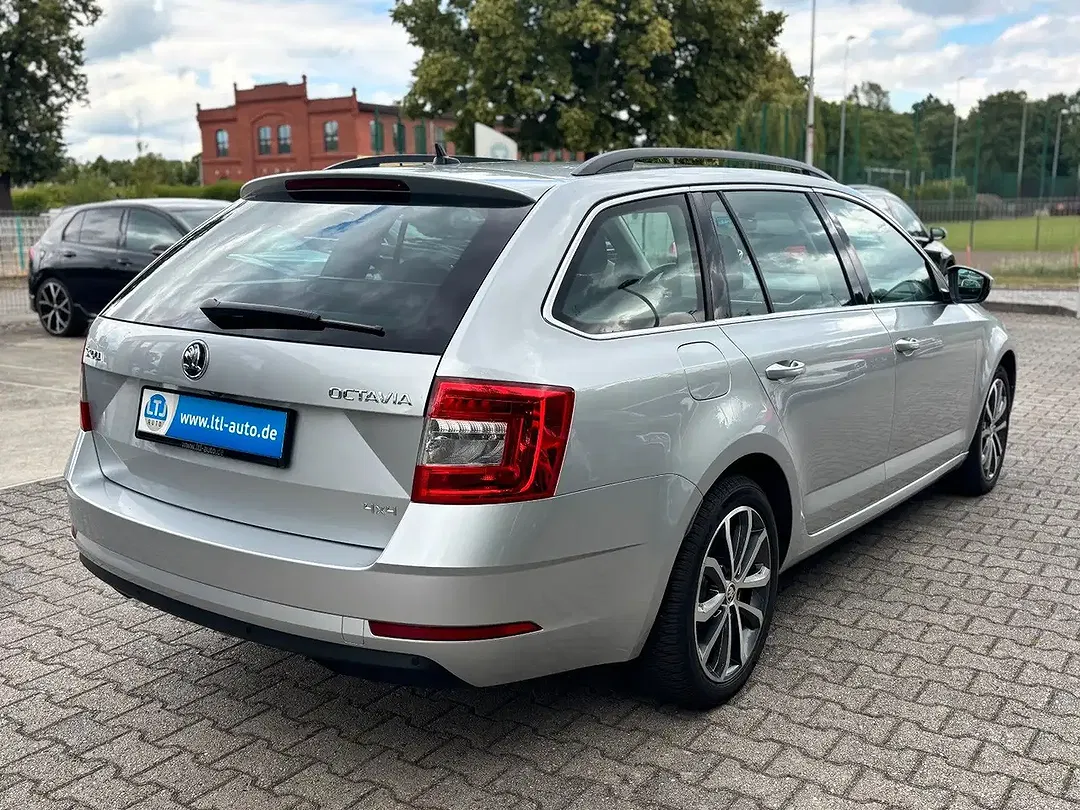 Skoda Octavia - Thumbnail 7