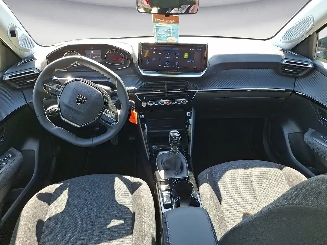 Peugeot 208 - Thumbnail 8