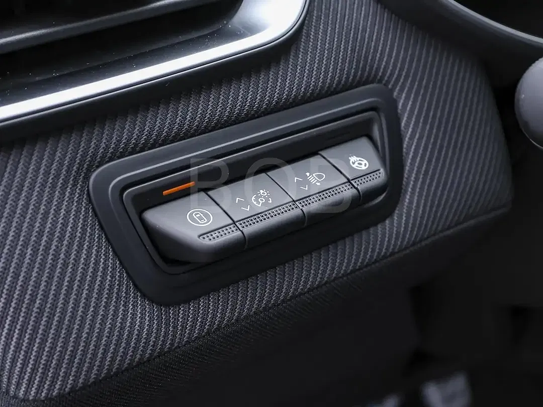 Renault Clio - Thumbnail 14
