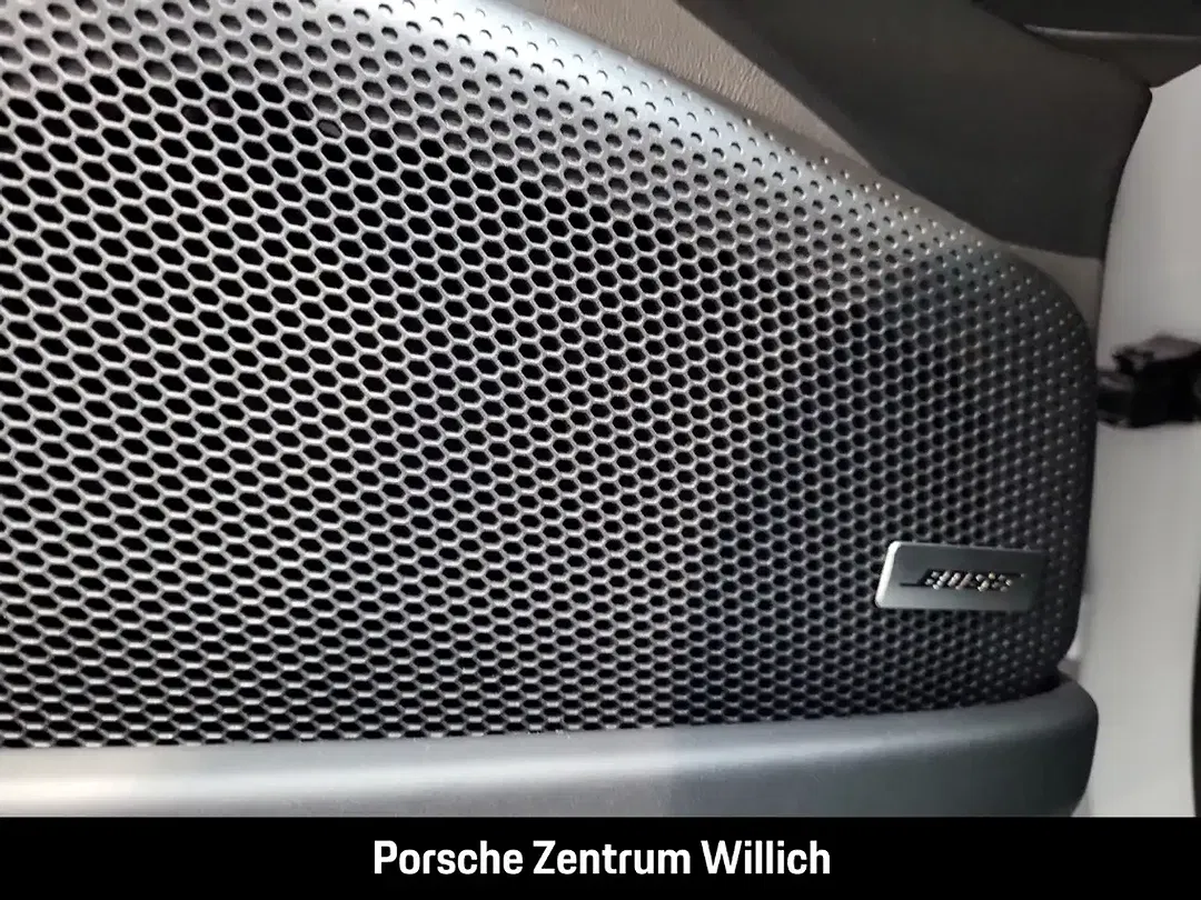 Porsche Panamera - Thumbnail 12