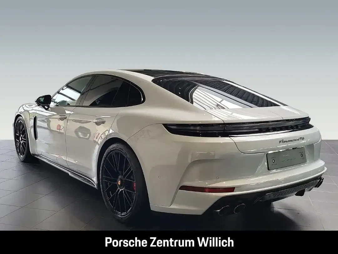 Porsche Panamera - Thumbnail 3