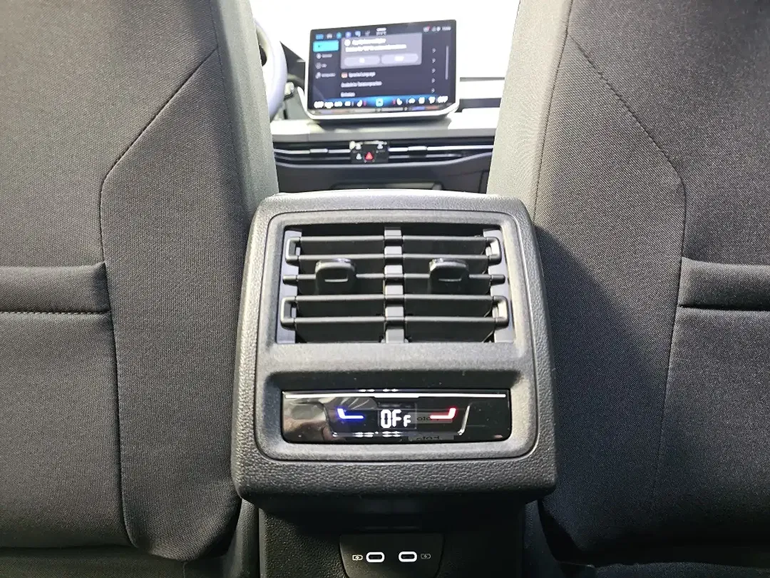 Volkswagen Golf Variant - Thumbnail 10