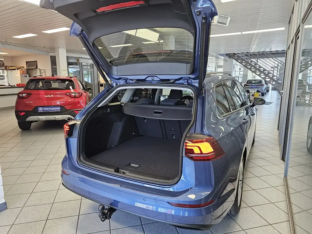 Volkswagen Golf Variant - Thumbnail 2