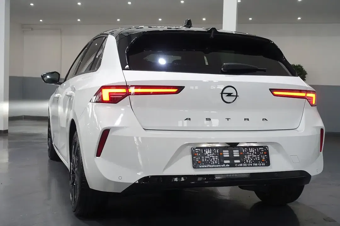 Opel Astra - Thumbnail 7