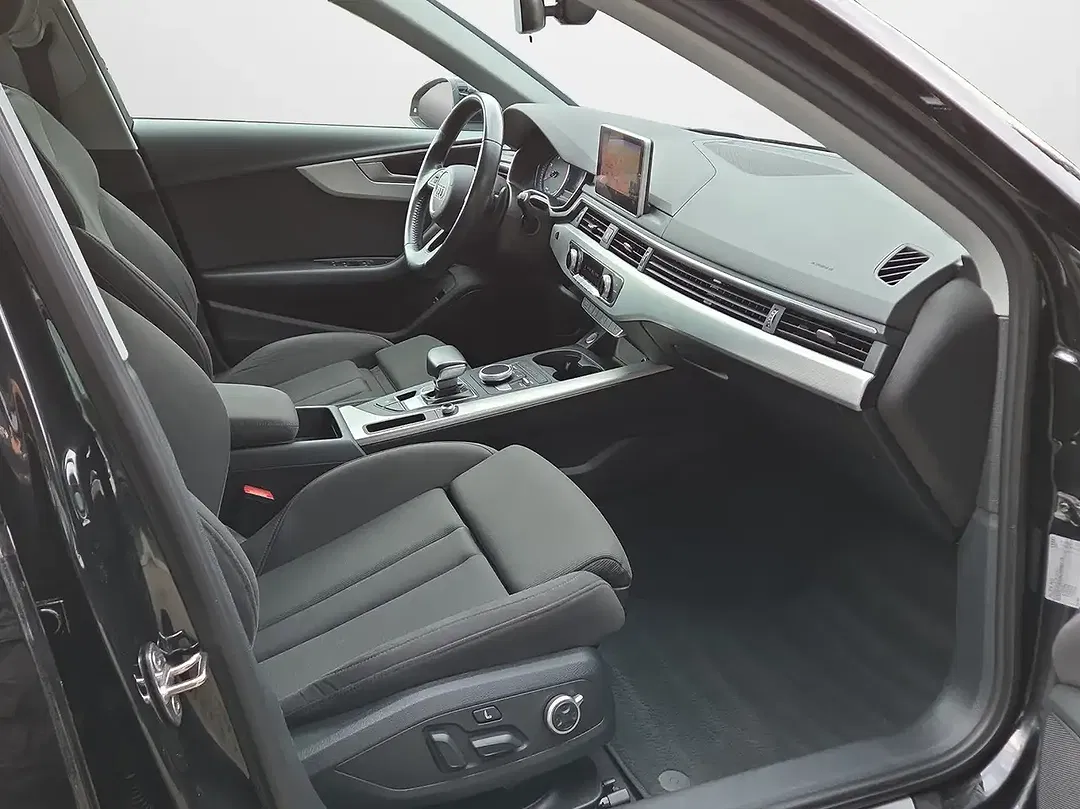 Audi A4 - Thumbnail 12