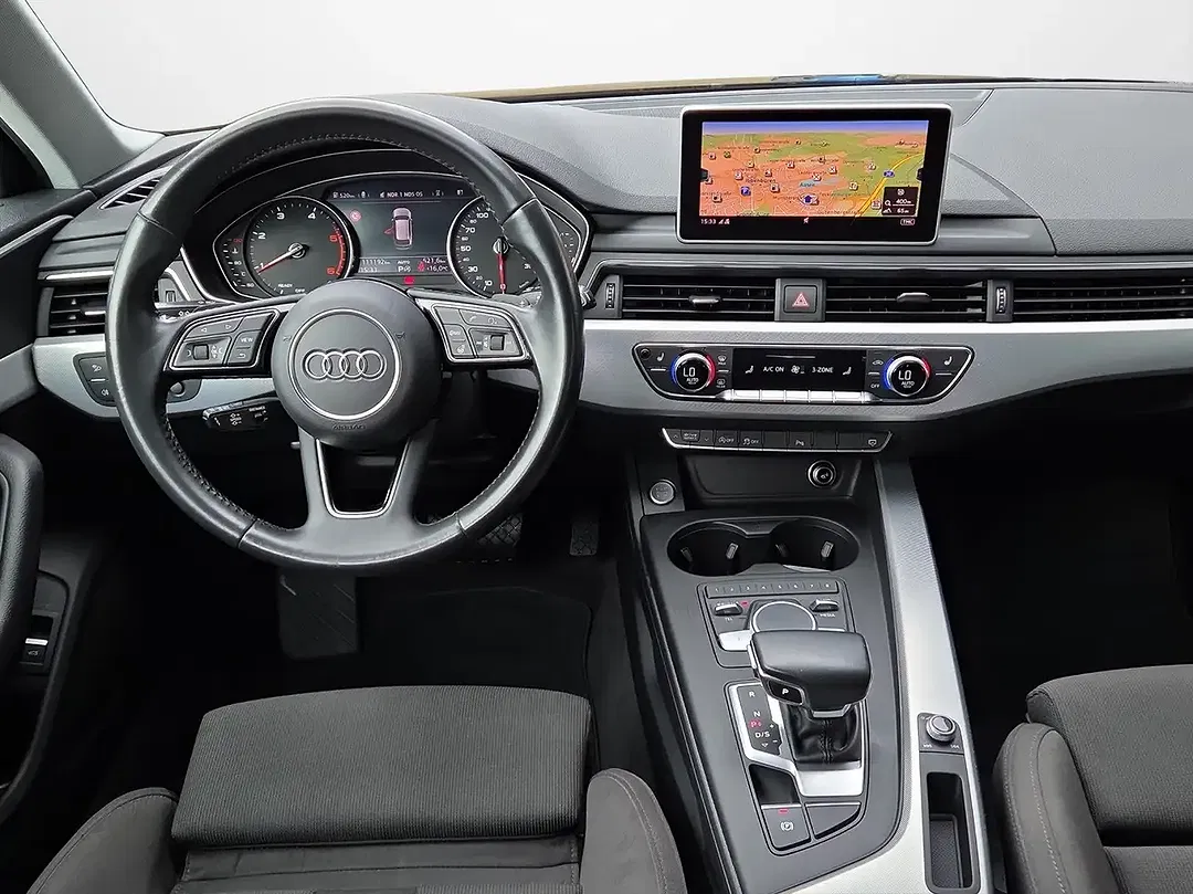 Audi A4 - Thumbnail 7