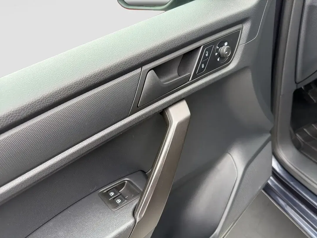 Volkswagen Caddy - Thumbnail 12