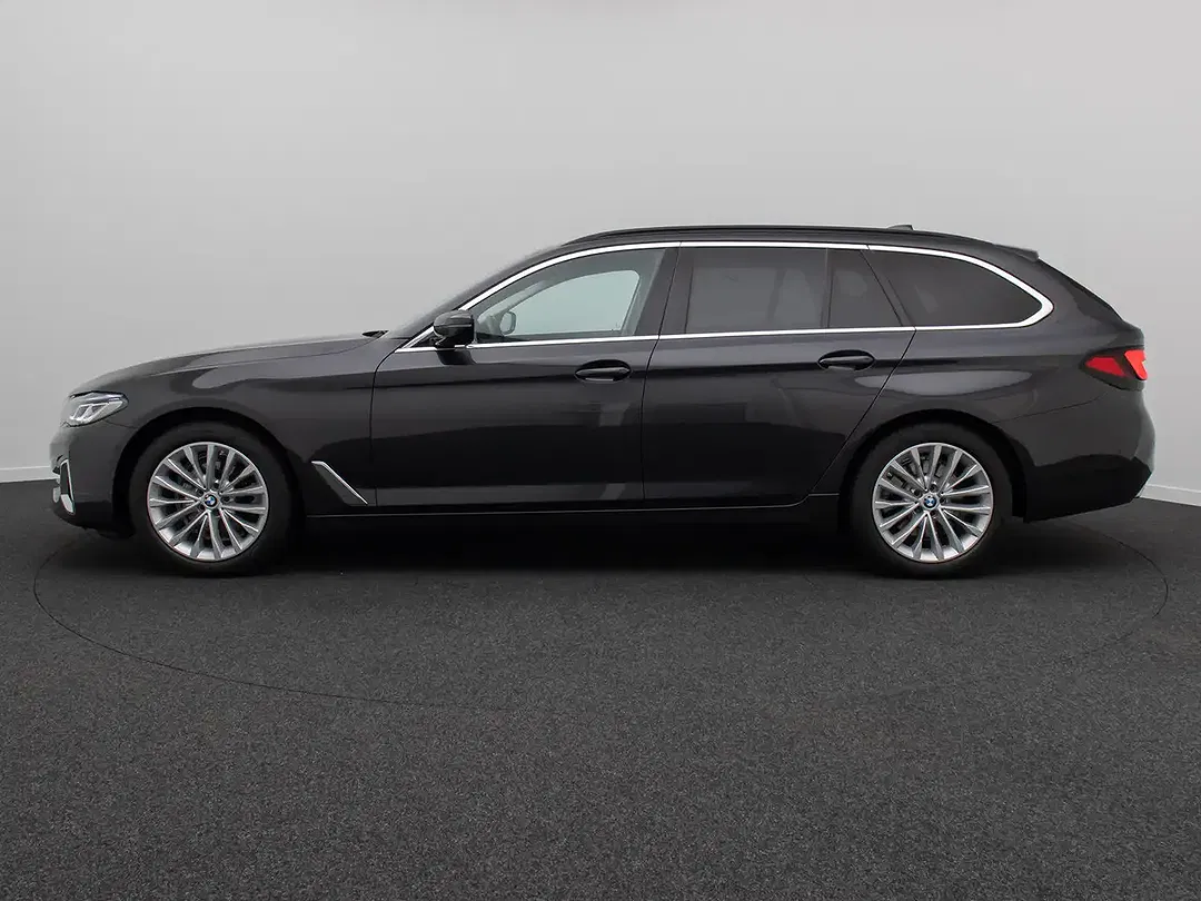 BMW 520 - Thumbnail 11