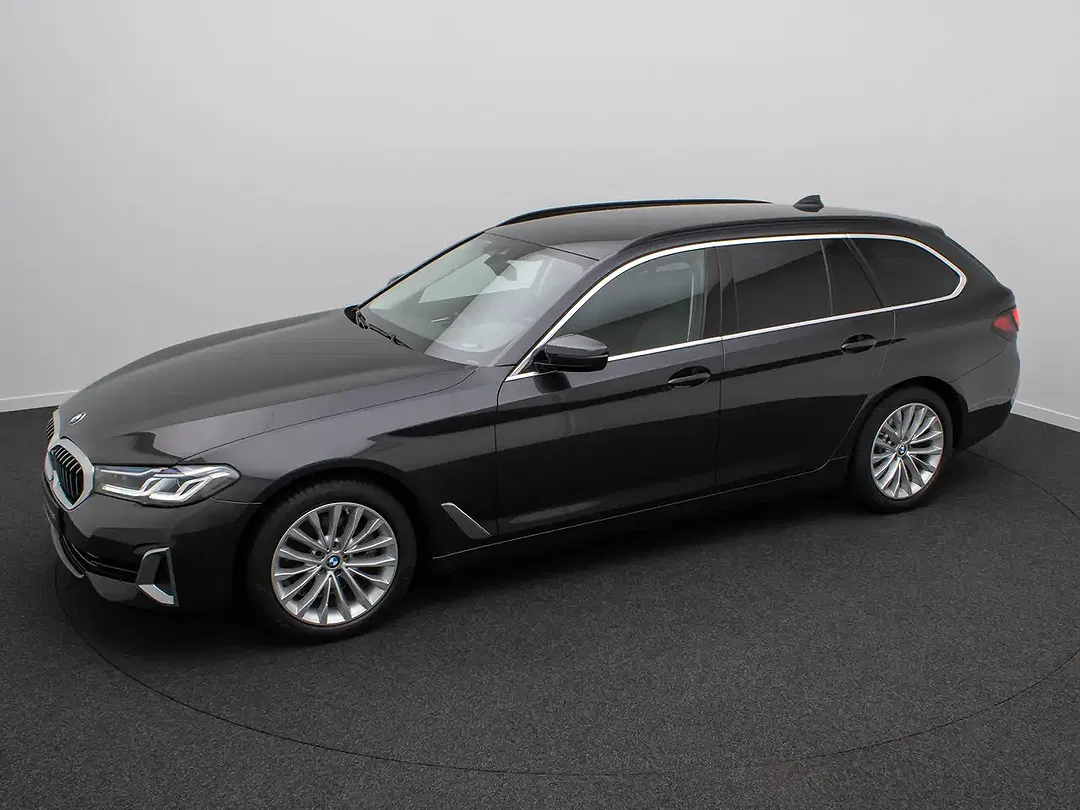 BMW 520 - Thumbnail 12