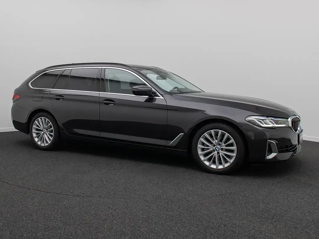 BMW 520 - Thumbnail 4