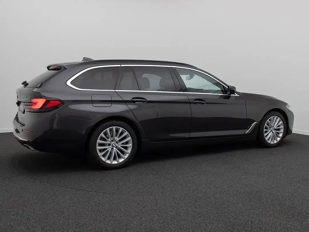 BMW 520 - Thumbnail 6