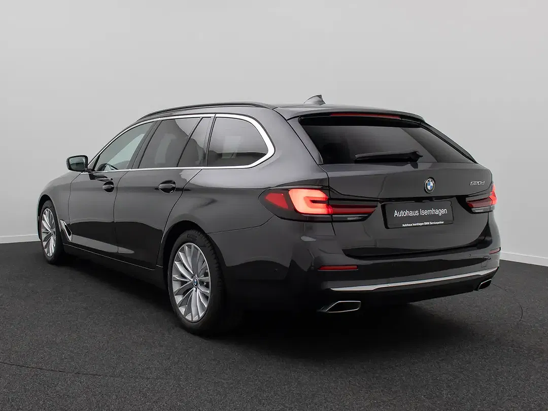 BMW 520 - Thumbnail 9