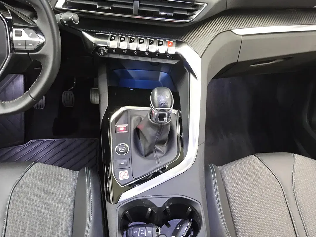 Peugeot 5008 - Thumbnail 5