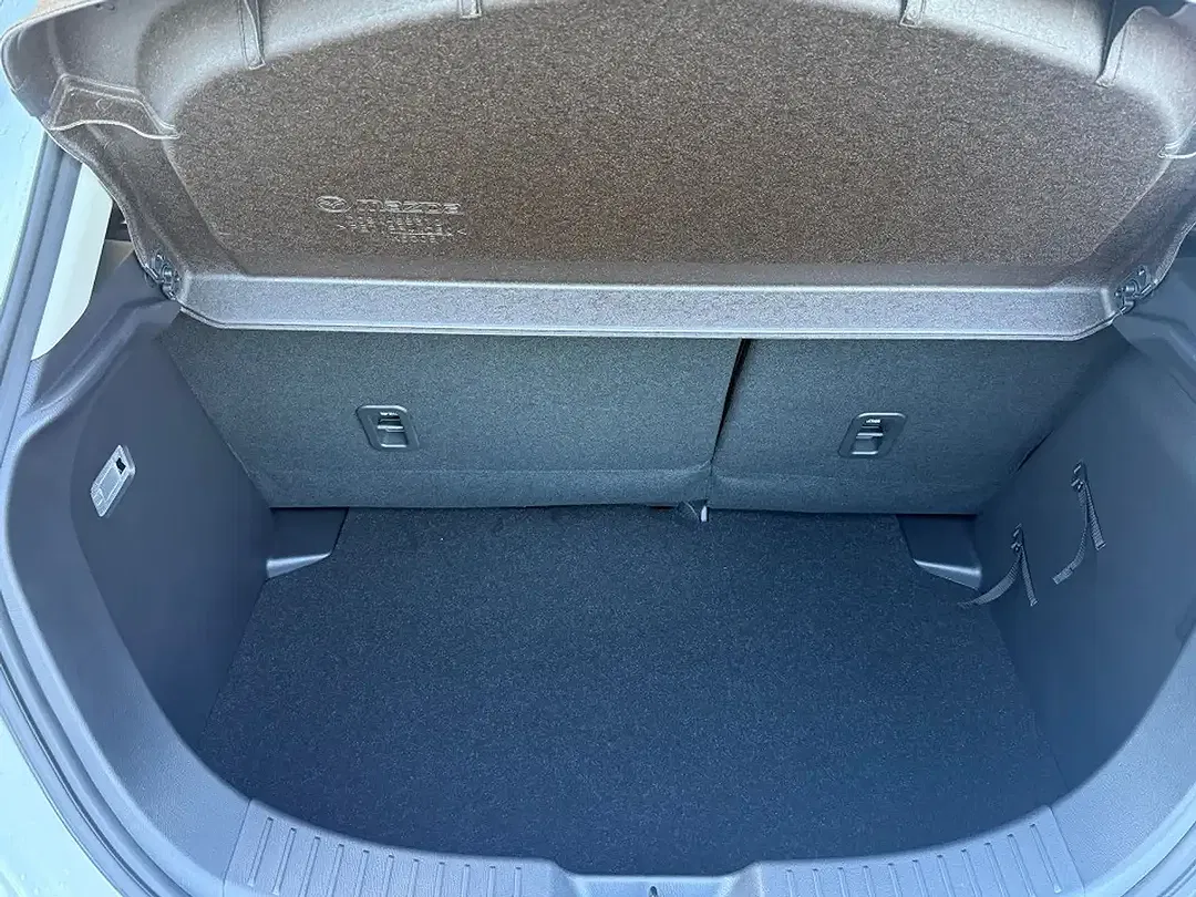 Mazda 2 - Thumbnail 7