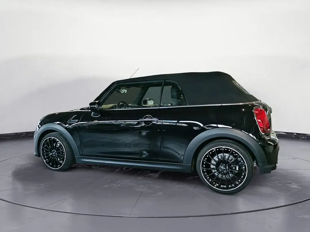 MINI One Cabrio - Thumbnail 3