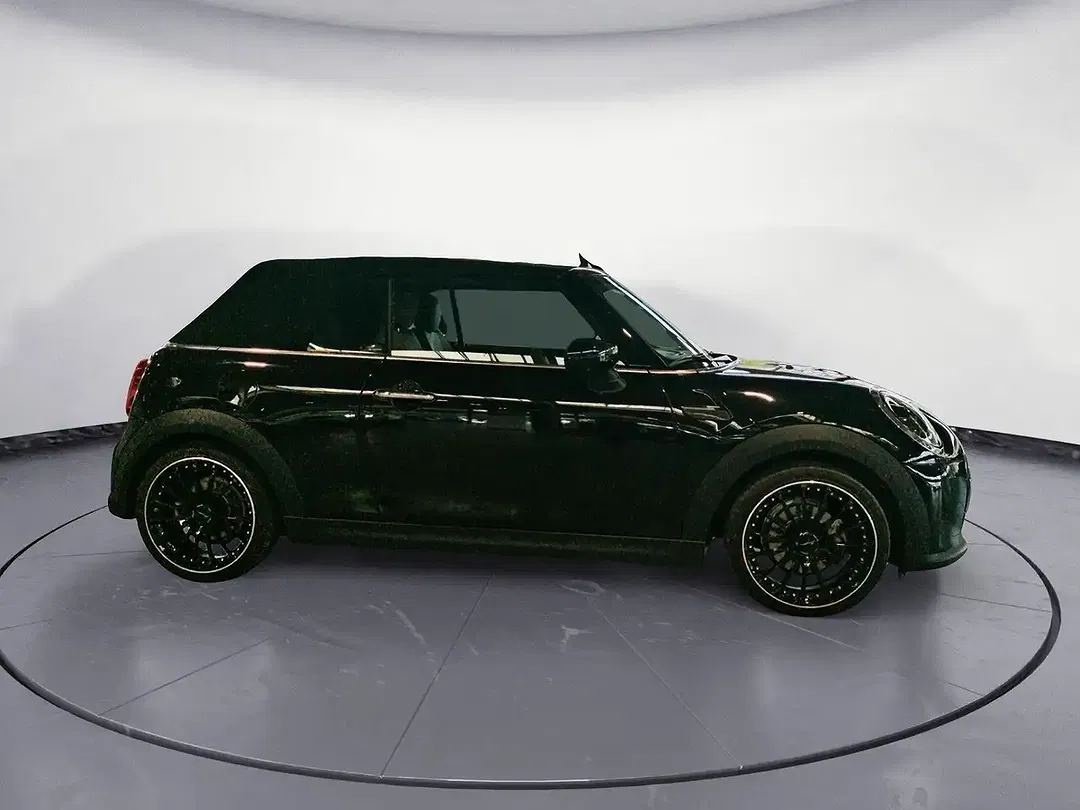 MINI One Cabrio - Thumbnail 5