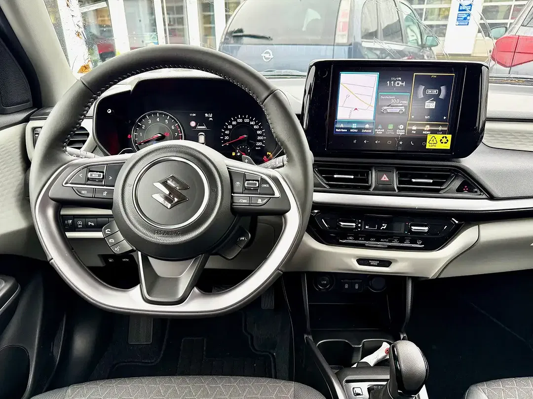 Suzuki Swift - Thumbnail 10