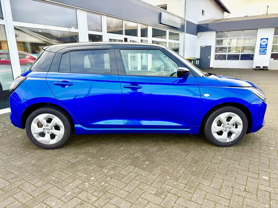 Suzuki Swift - Thumbnail 8
