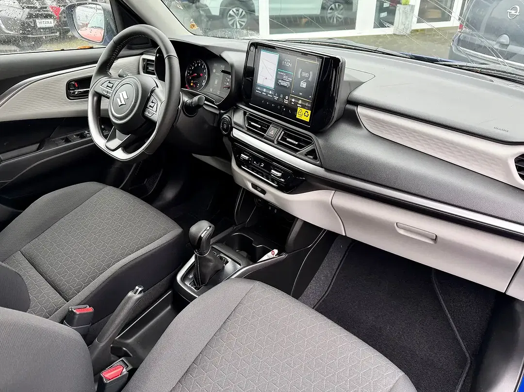 Suzuki Swift - Thumbnail 9