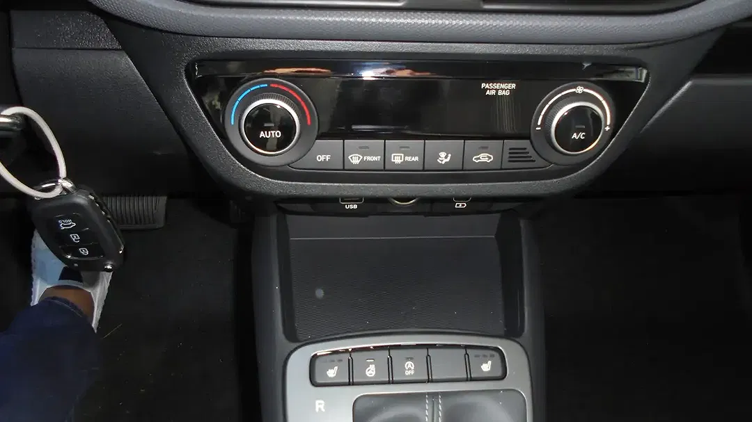 Hyundai i10 - Thumbnail 10