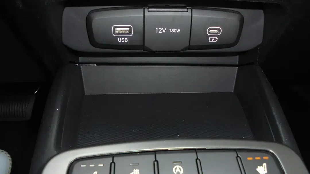 Hyundai i10 - Thumbnail 15