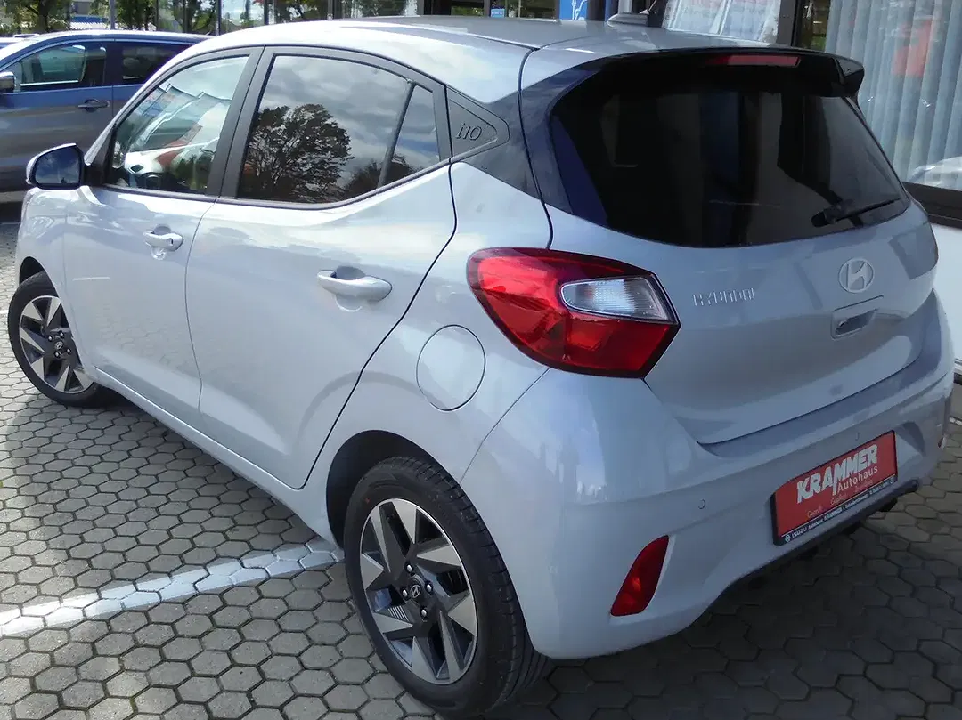 Hyundai i10 - Thumbnail 3