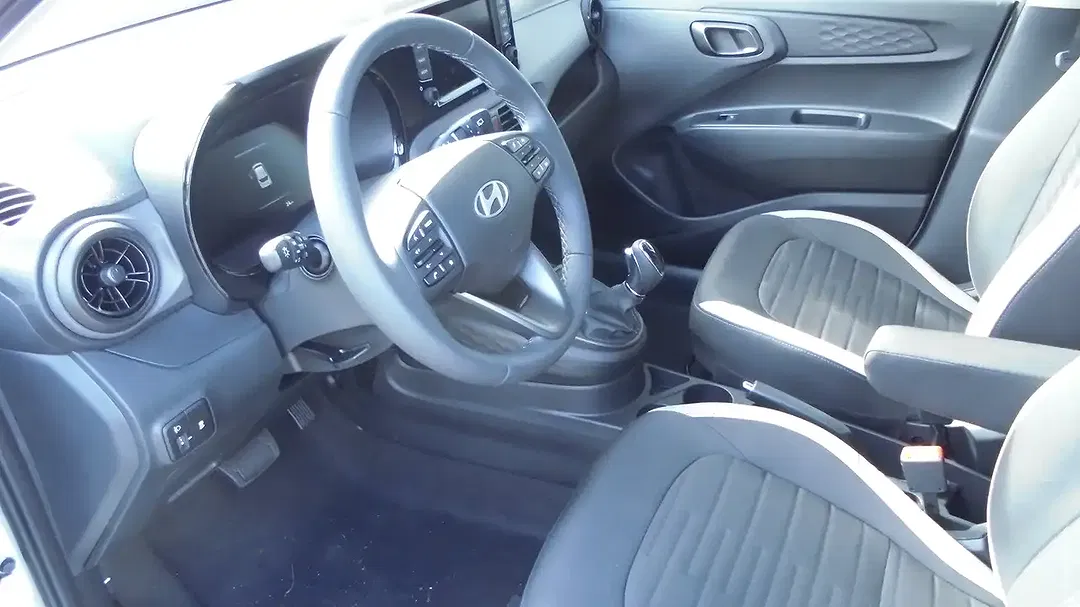 Hyundai i10 - Thumbnail 7
