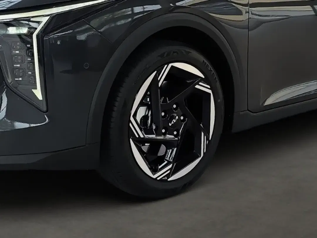 Kia K4 - Thumbnail 6