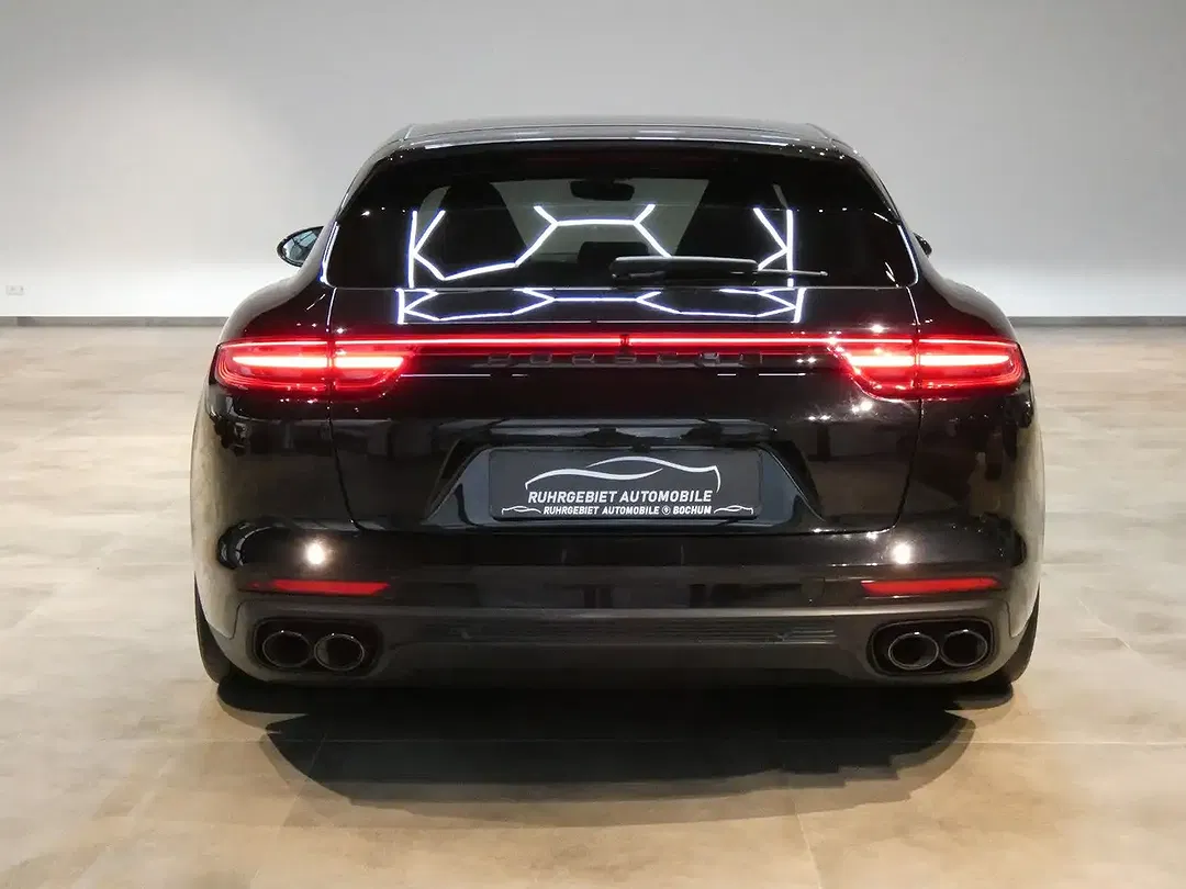 Porsche Panamera - Thumbnail 4