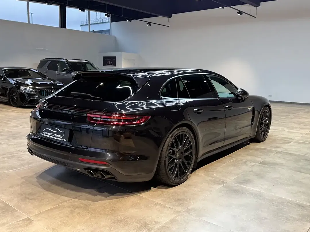 Porsche Panamera - Thumbnail 5
