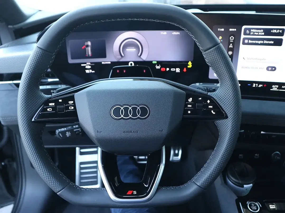 Audi A6 e-tron - Thumbnail 11