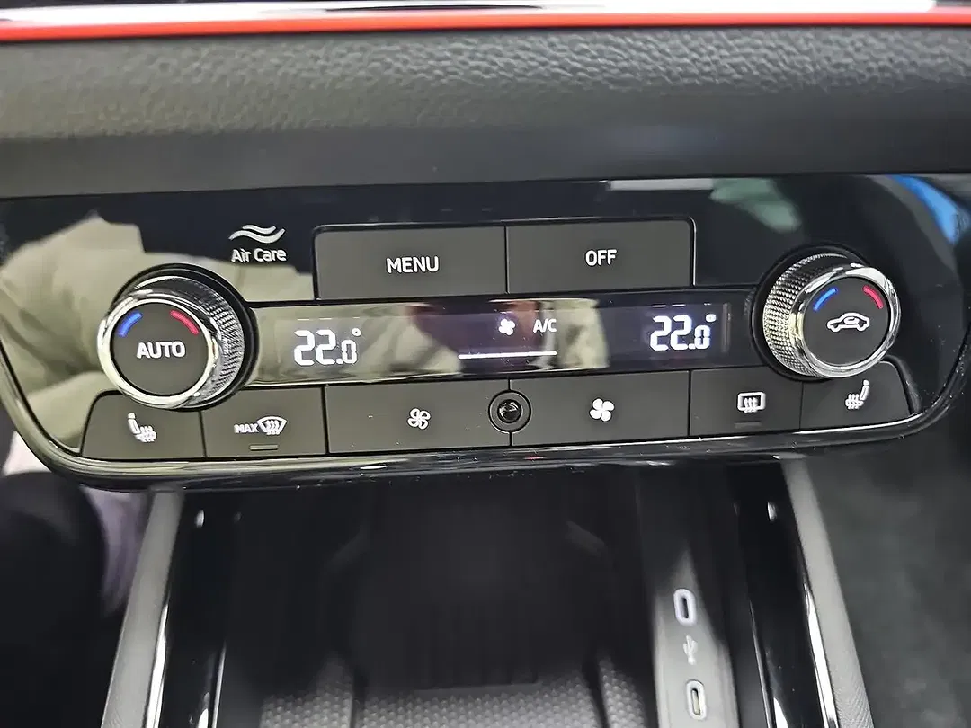 Skoda Kamiq - Thumbnail 11