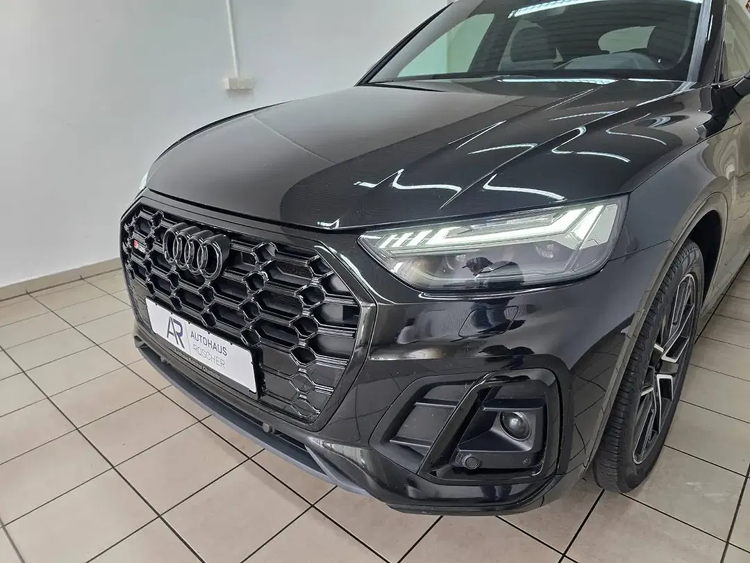 Audi SQ5 - Thumbnail 5