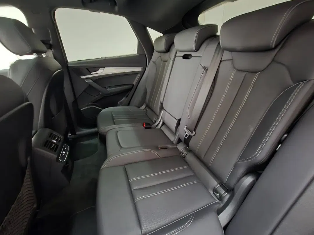 Audi SQ5 - Thumbnail 9