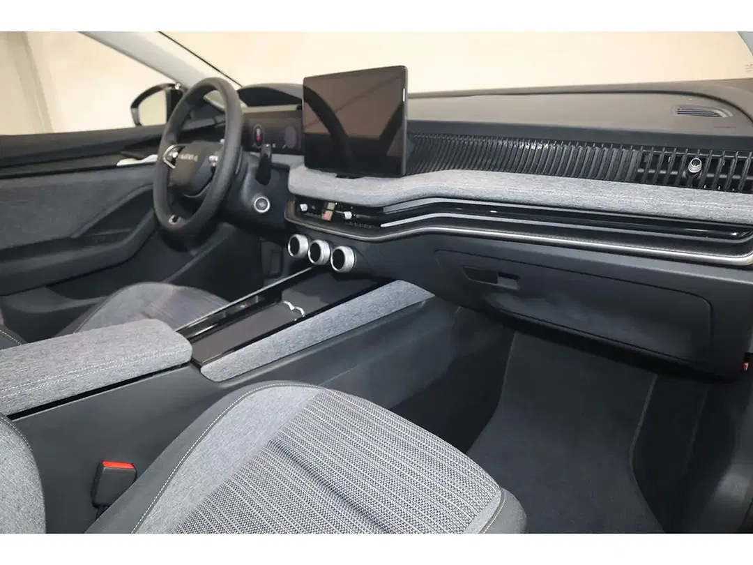Skoda Superb - Thumbnail 15
