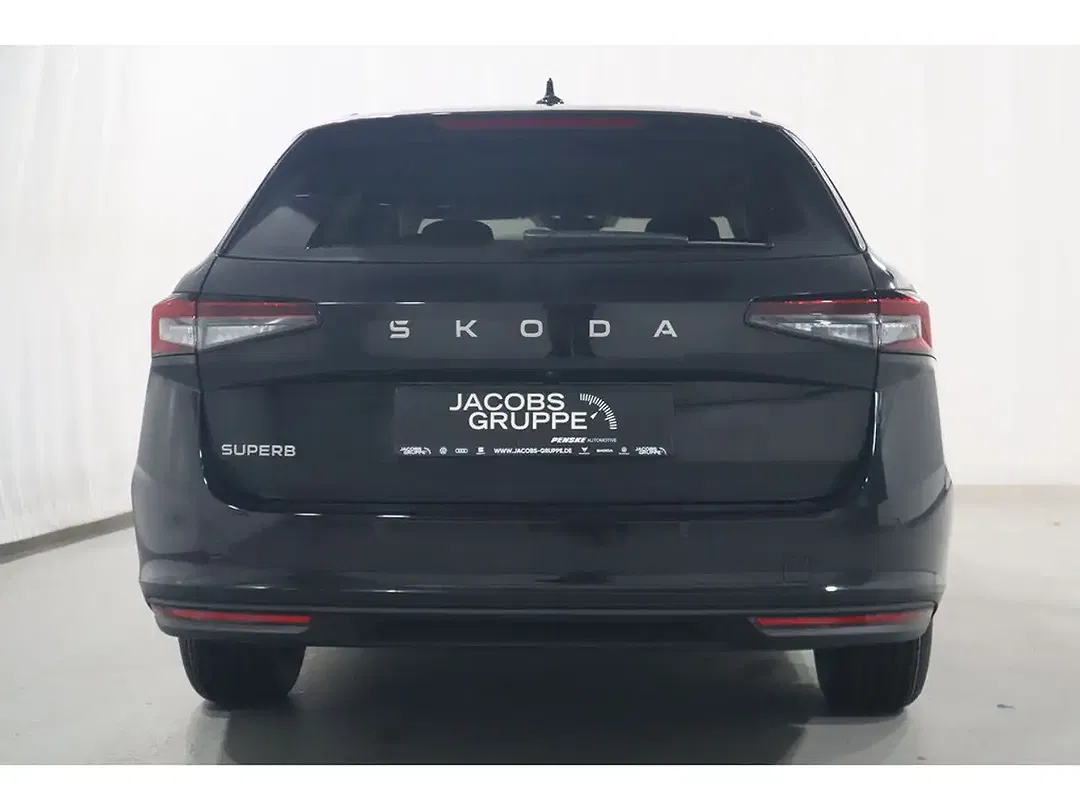 Skoda Superb - Thumbnail 4