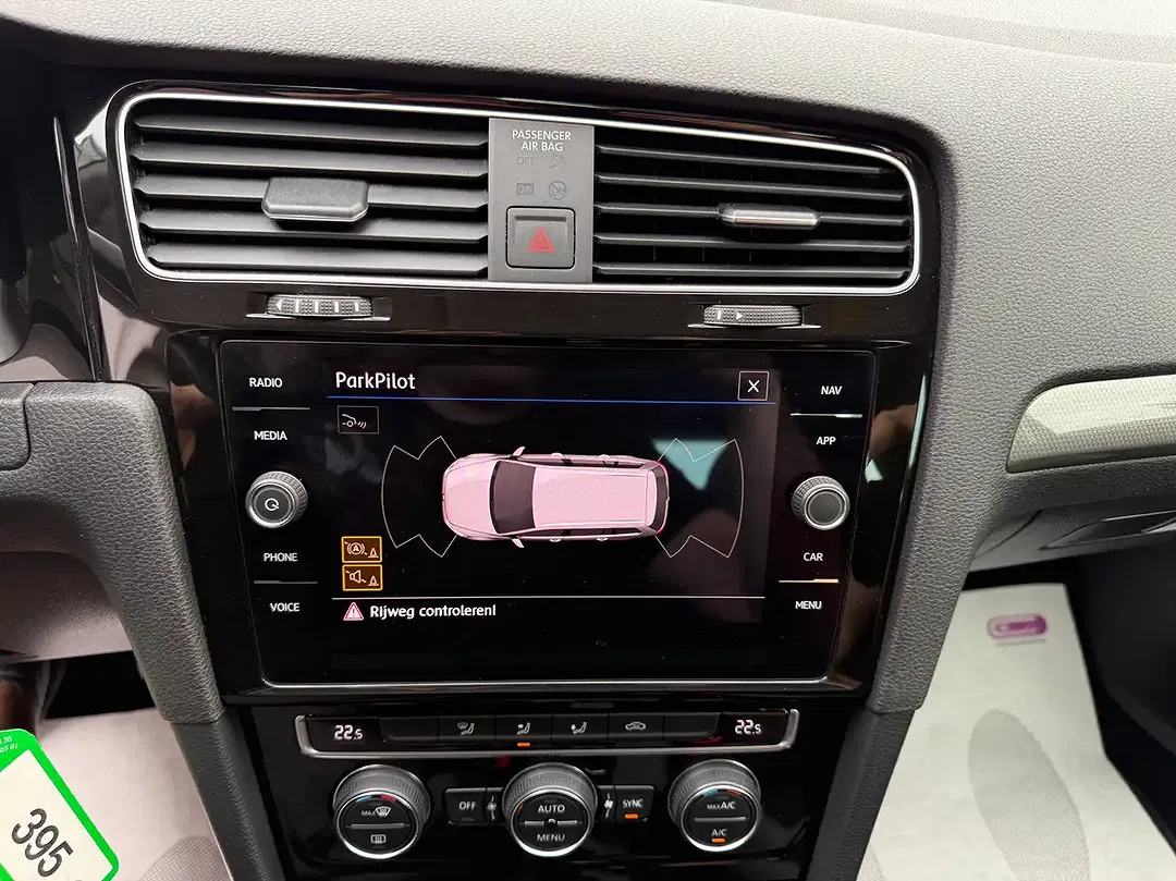 Volkswagen Golf Variant - Thumbnail 23