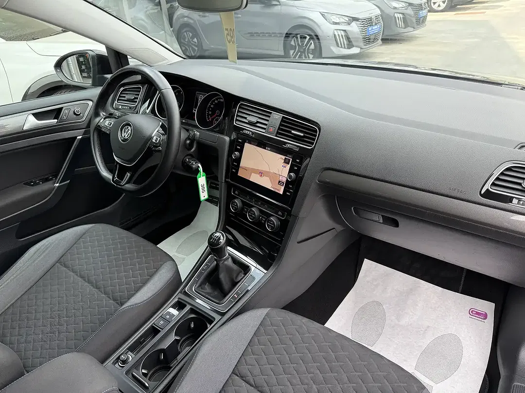 Volkswagen Golf Variant - Thumbnail 29