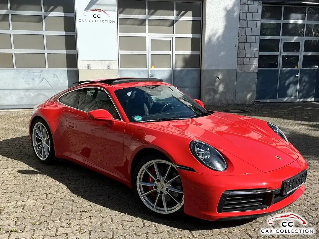 Porsche 992 Carrera 4S