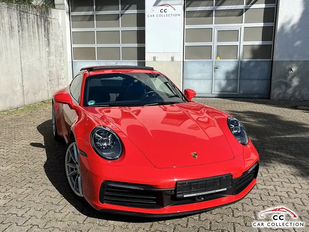 Porsche 992 - Thumbnail 4