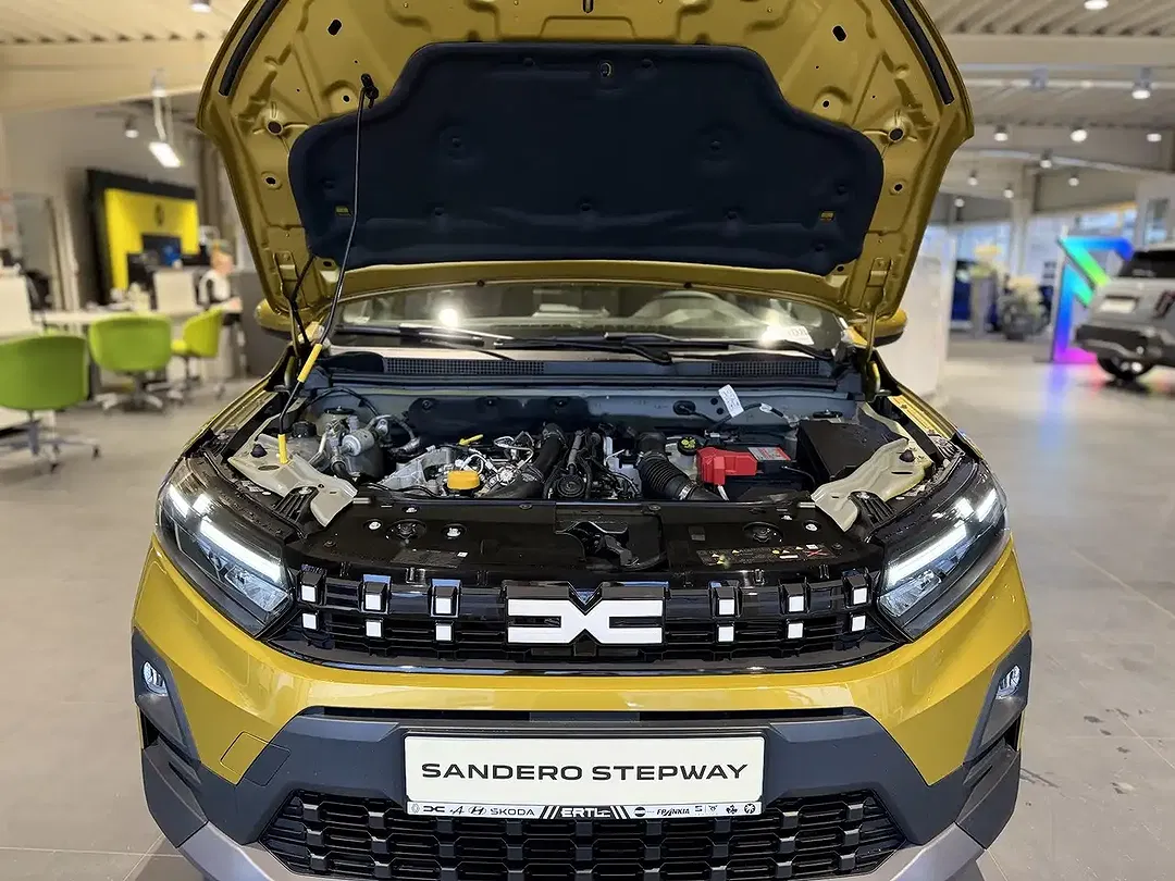 Dacia Sandero - Thumbnail 3