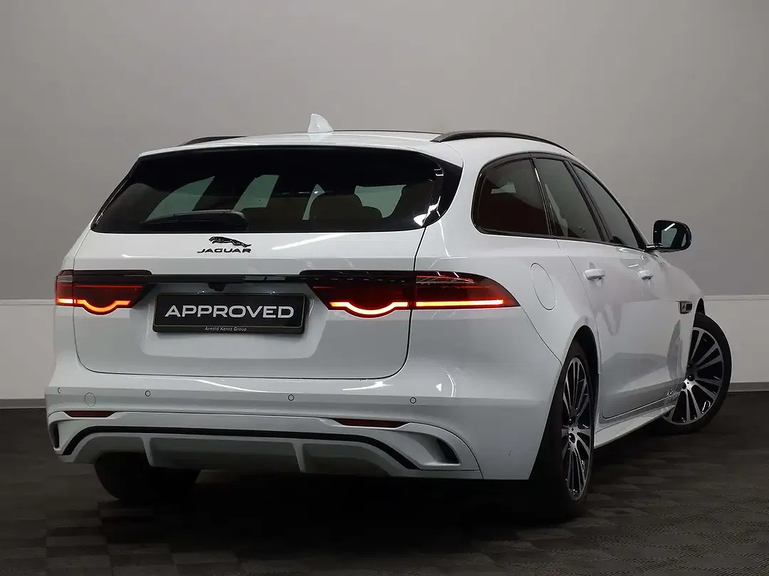 Jaguar XF - Thumbnail 4